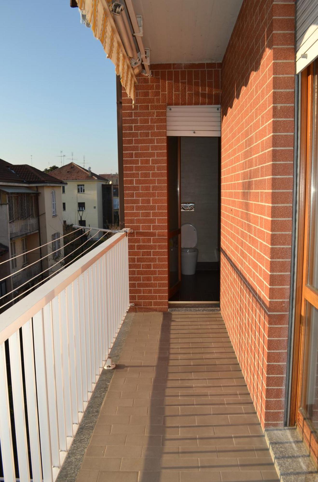 La Dolce Vita - Appartamento Con Parcheggio Privato Vicino Al Centro E All'Ospedale Asti Exteriér fotografie
