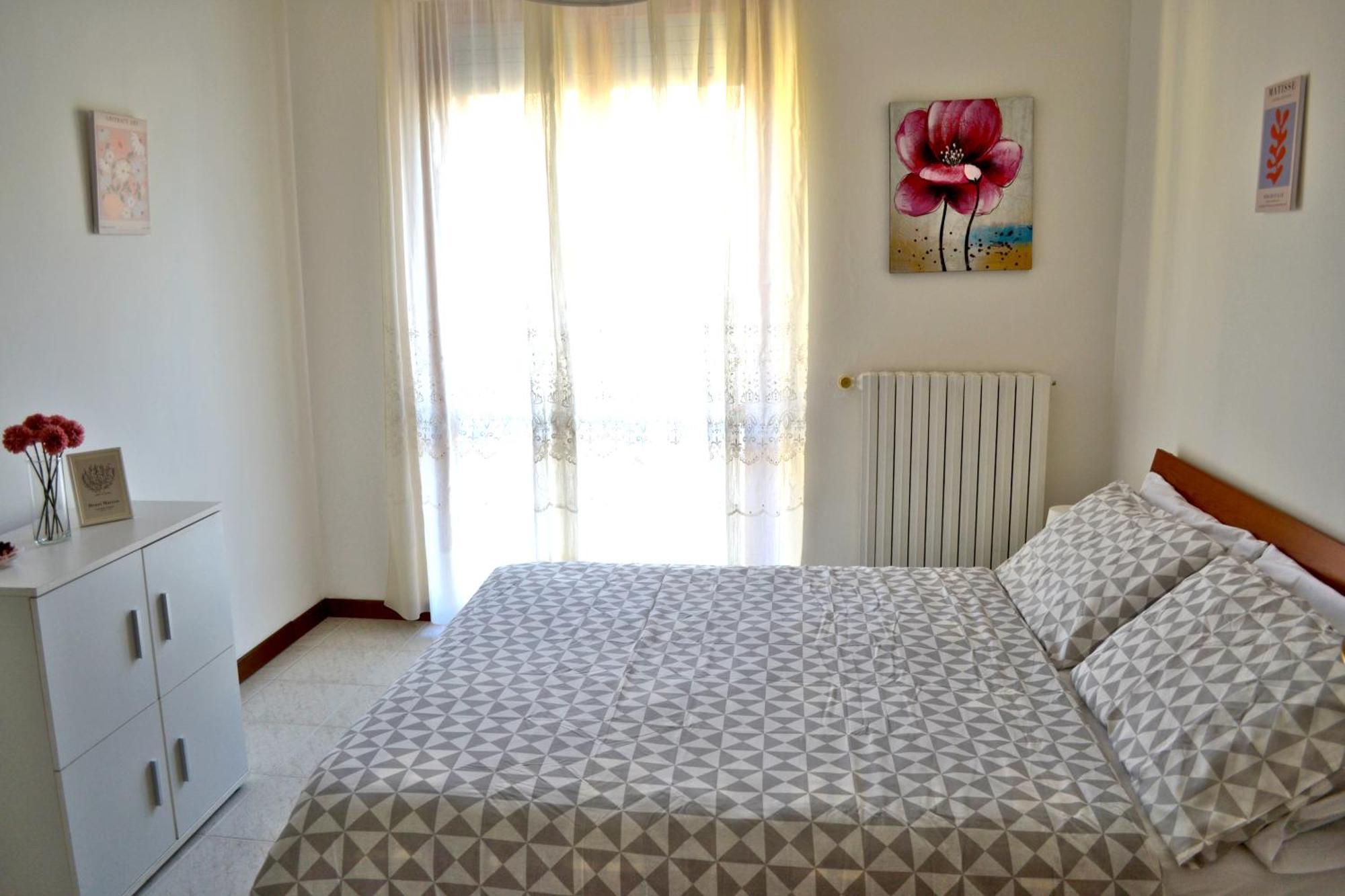 La Dolce Vita - Appartamento Con Parcheggio Privato Vicino Al Centro E All'Ospedale Asti Exteriér fotografie
